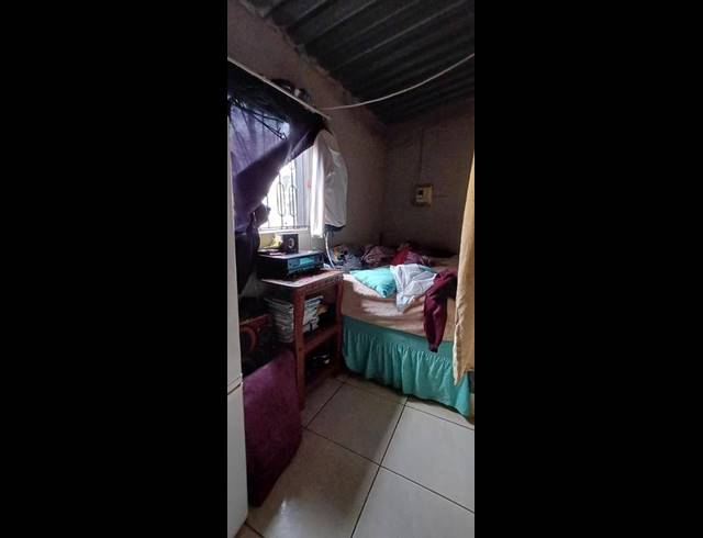 6 BEDROOM HOUSE FOR SALE IN RONDEBULT